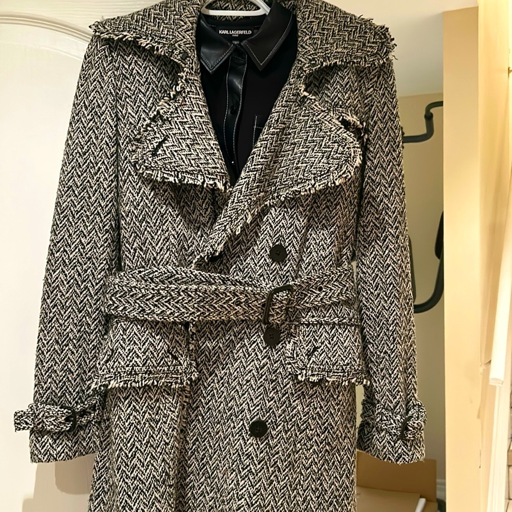 Classic Lightweight Trench style Coat 75% Wool Banana Republic